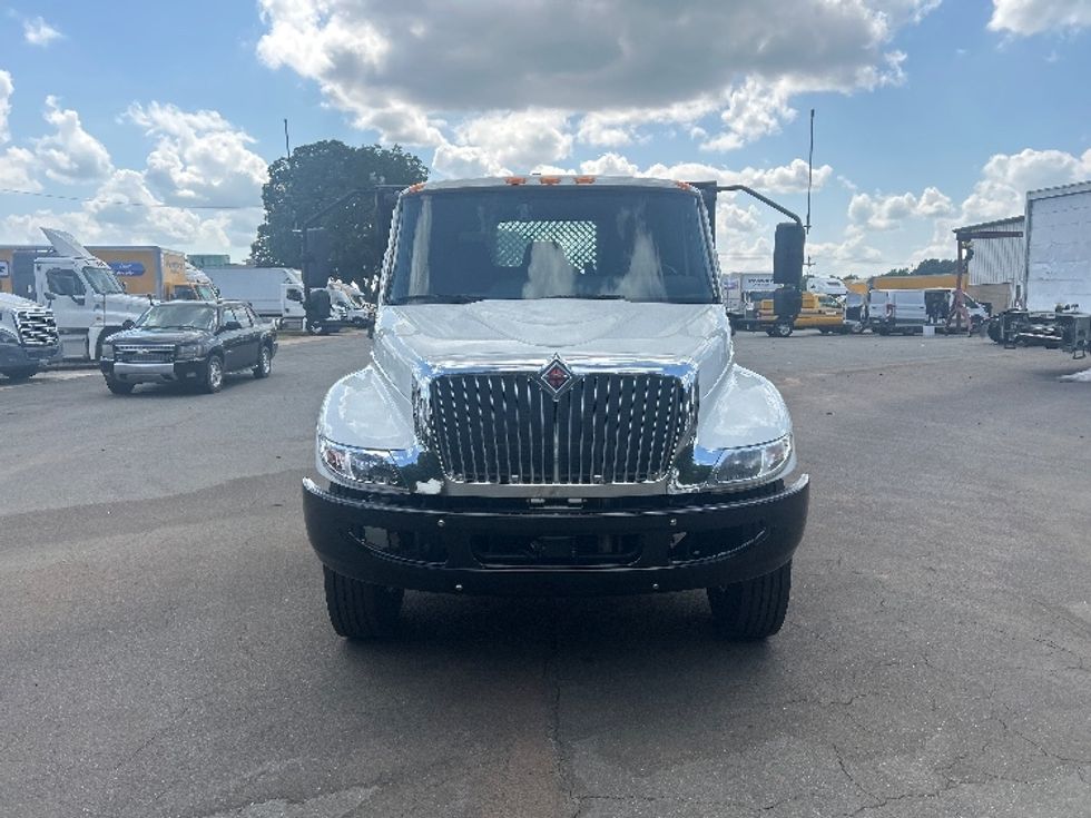 Flatbed Truck-Light and Medium Duty Trucks-International-2021-MV607-Mebane-NC-298,742\n\t\tmiles-$ 32,250 - Image 2