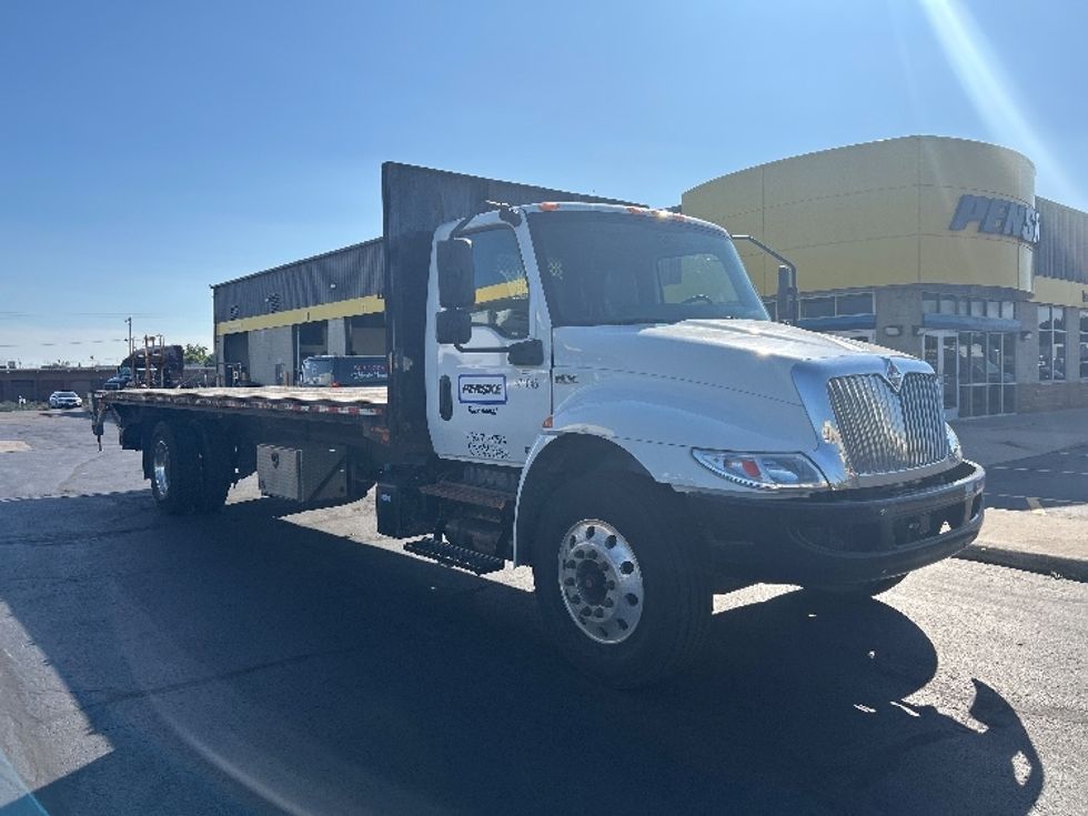 Flatbed Truck-Light and Medium Duty Trucks-International-2021-MV607-Milwaukee-WI-202,794\n\t\tmiles-$ 43,750 - Image 1