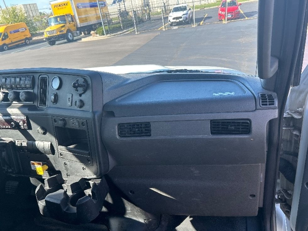 Flatbed Truck-Light and Medium Duty Trucks-International-2021-MV607-Milwaukee-WI-202,794\n\t\tmiles-$ 43,750 - Image 17