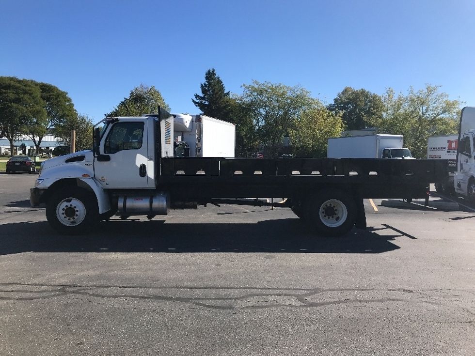 Flatbed Truck-Light and Medium Duty Trucks-International-2021-MV607-Milwaukee-WI-53,500\n\t\tmiles-$ 54,750 - Image 4