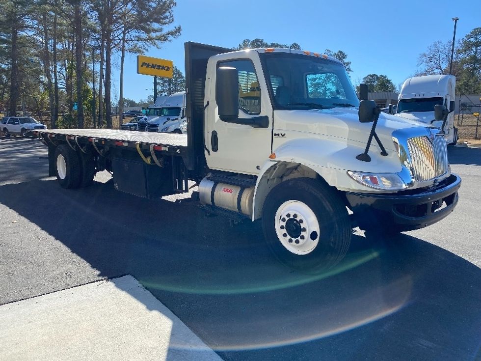 Flatbed Truck-Light and Medium Duty Trucks-International-2021-MV607-Newnan-GA-339,064\n\t\tmiles-$ 24,250 - Image 1