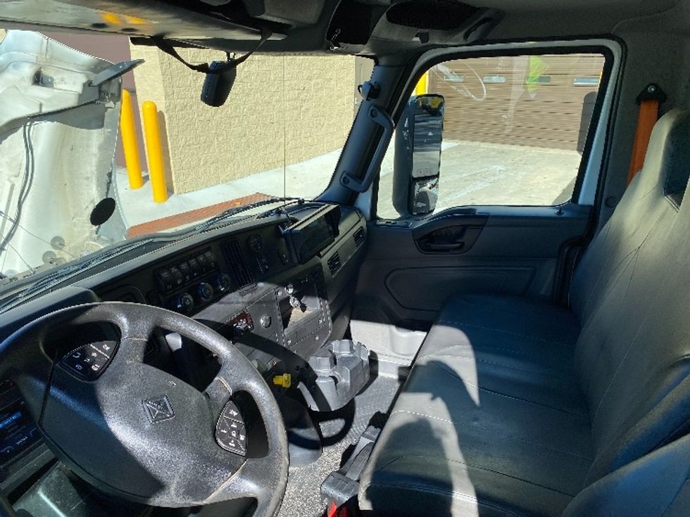 Flatbed Truck-Light and Medium Duty Trucks-International-2021-MV607-Newnan-GA-339,064\n\t\tmiles-$ 24,250 - Image 18