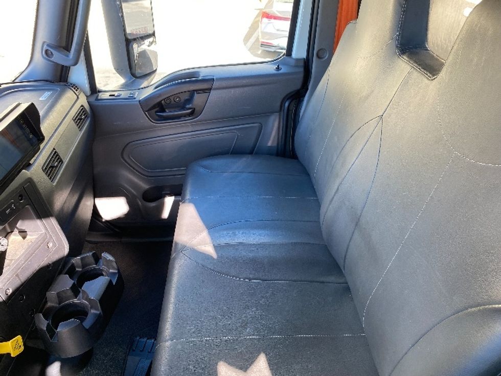 Flatbed Truck-Light and Medium Duty Trucks-International-2021-MV607-Newnan-GA-339,064\n\t\tmiles-$ 24,250 - Image 19