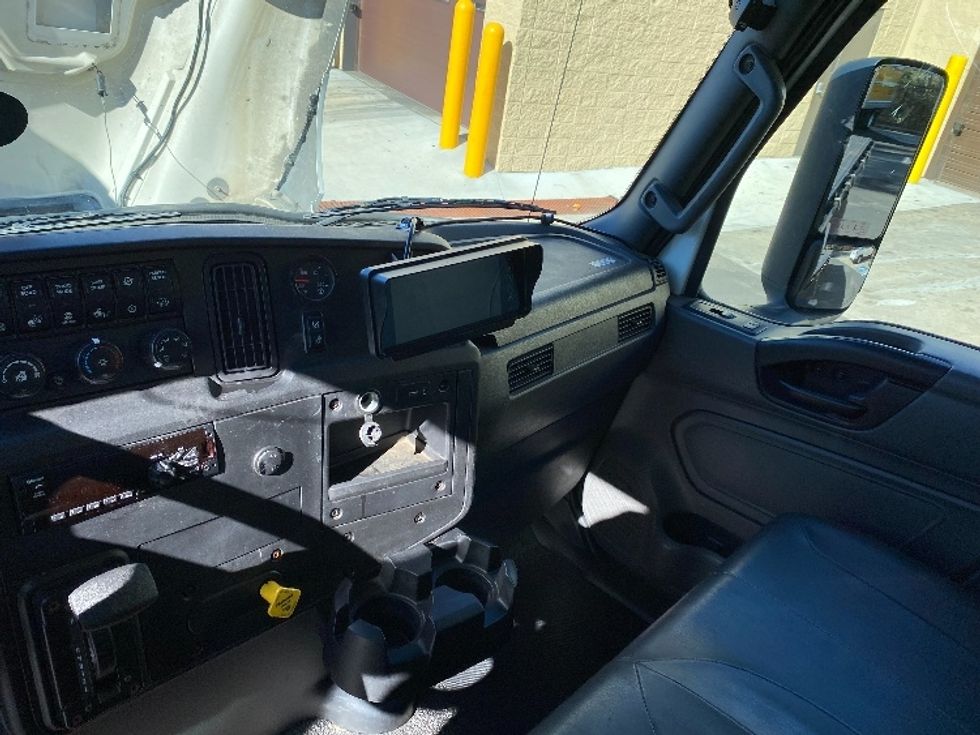 Flatbed Truck-Light and Medium Duty Trucks-International-2021-MV607-Newnan-GA-339,064\n\t\tmiles-$ 24,250 - Image 21