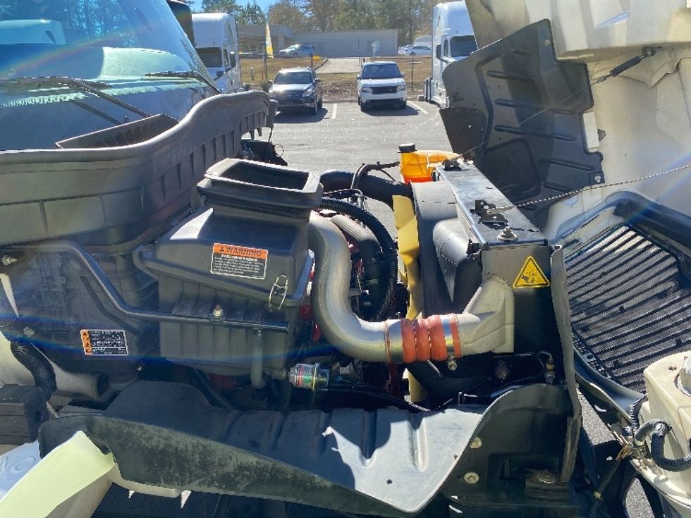 Flatbed Truck-Light and Medium Duty Trucks-International-2021-MV607-Newnan-GA-339,064\n\t\tmiles-$ 24,250 - Image 23