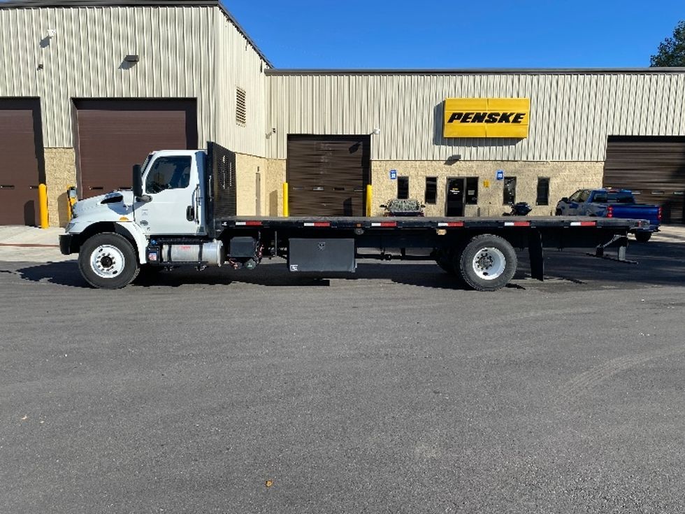 Flatbed Truck-Light and Medium Duty Trucks-International-2021-MV607-Newnan-GA-339,064\n\t\tmiles-$ 24,250 - Image 4