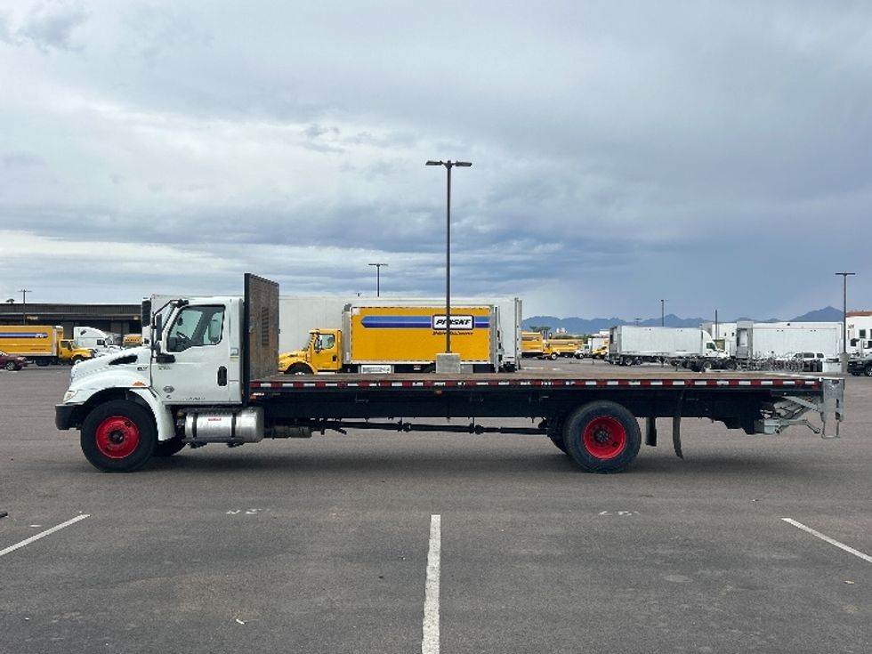 Flatbed Truck-Light and Medium Duty Trucks-International-2021-MV607-Phoenix-AZ-64,655\n\t\tmiles-$ 74,750 - Image 4