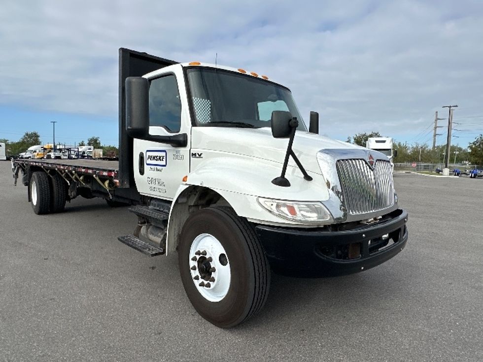 Flatbed Truck-Light and Medium Duty Trucks-International-2021-MV607-Tampa-FL-89,710\n\t\tmiles-$ 66,000 - Image 1