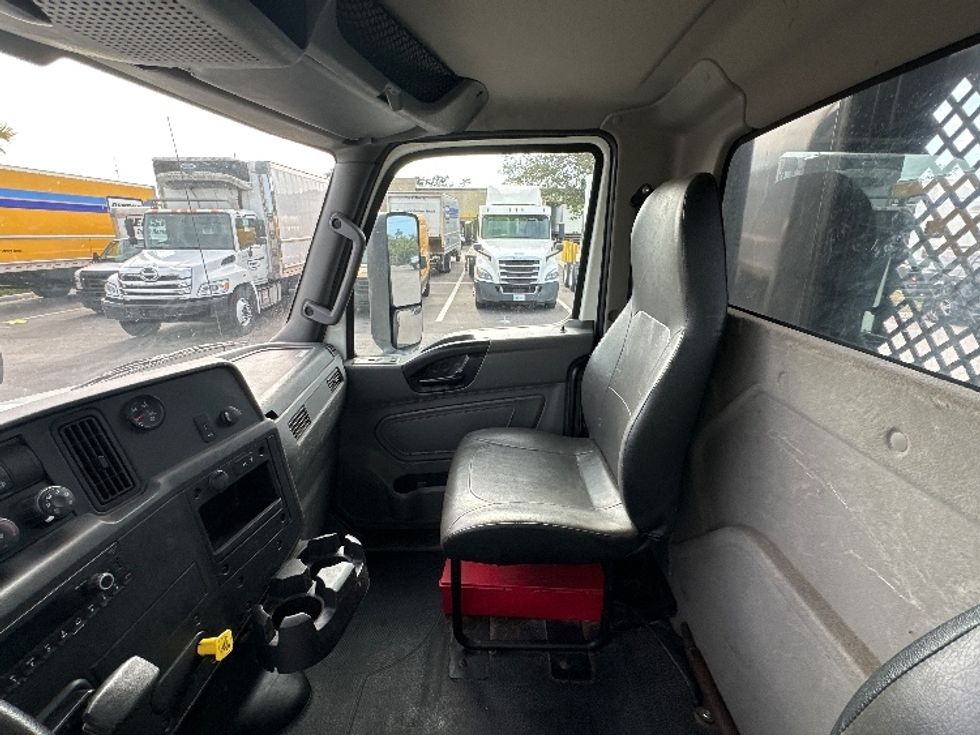 Flatbed Truck-Light and Medium Duty Trucks-International-2021-MV607-Tampa-FL-89,710\n\t\tmiles-$ 66,000 - Image 18