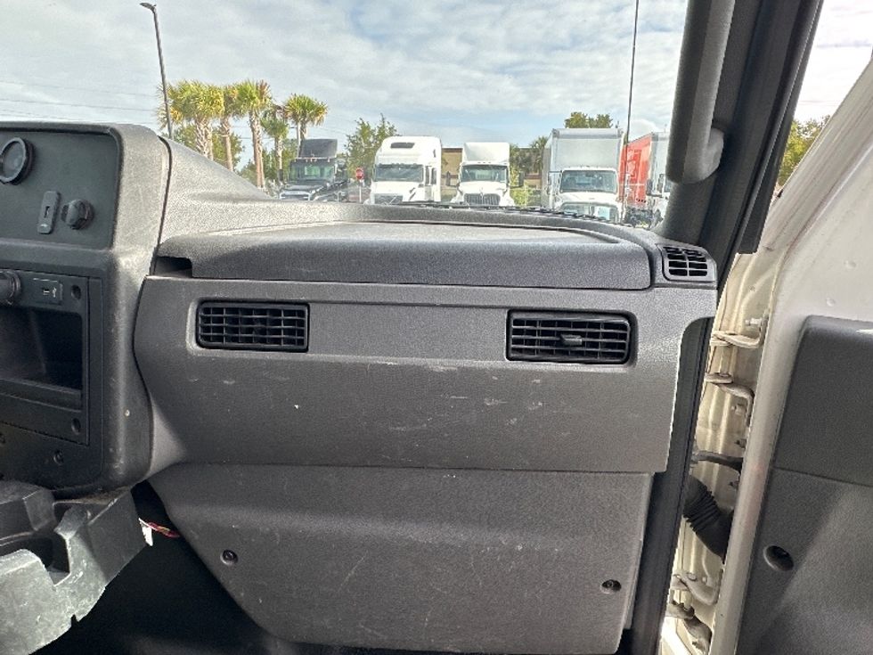 Flatbed Truck-Light and Medium Duty Trucks-International-2021-MV607-Tampa-FL-89,710\n\t\tmiles-$ 66,000 - Image 20
