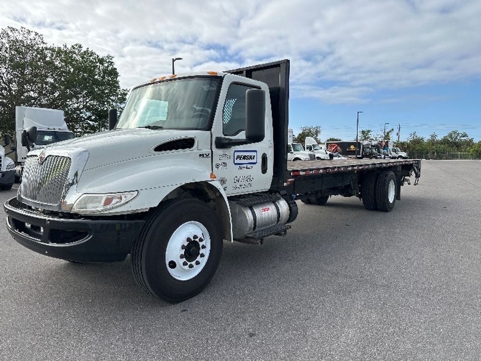 Flatbed Truck-Light and Medium Duty Trucks-International-2021-MV607-Tampa-FL-89,710\n\t\tmiles-$ 66,000 - Image 3