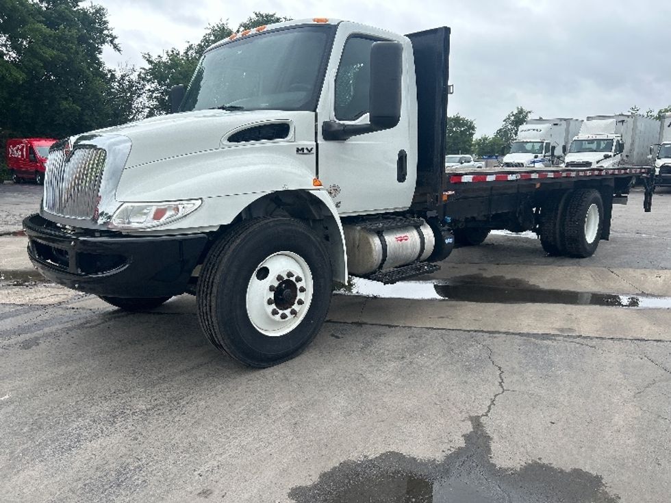 Flatbed Truck-Light and Medium Duty Trucks-International-2021-MV607-Tulsa-OK-135,940\n\t\tmiles-$ 55,500 - Image 3