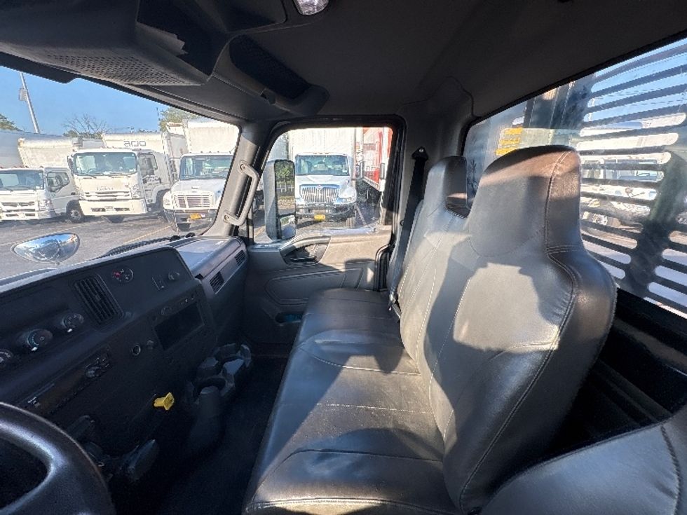 Flatbed Truck-Light and Medium Duty Trucks-International-2021-MV607-West Babylon-NY-48,907\n\t\tmiles-$ 67,250 - Image 16