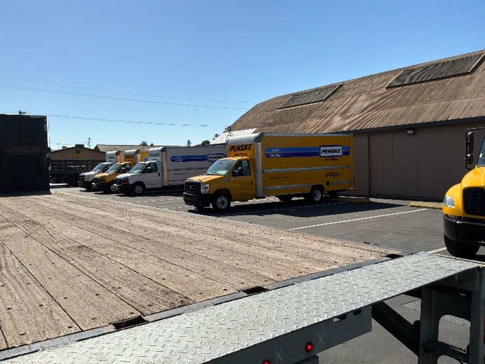 Flatbed Truck-Light and Medium Duty Trucks-International-2021-MV607-West Sacramento-CA-155,162\n\t\tmiles-$ 61,000 - Image 12