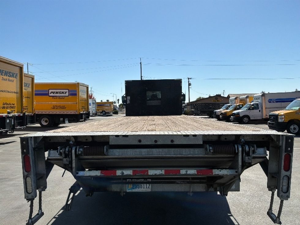 Flatbed Truck-Light and Medium Duty Trucks-International-2021-MV607-West Sacramento-CA-155,162\n\t\tmiles-$ 61,000 - Image 8