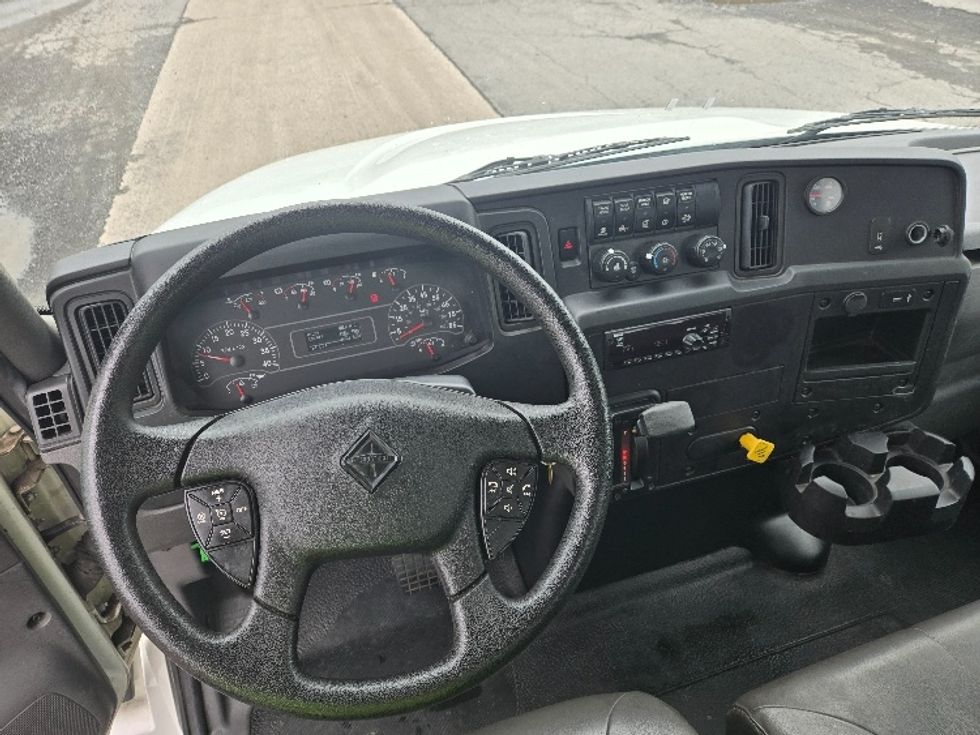 Flatbed Truck-Light and Medium Duty Trucks-International-2021-MV607-White Deer-PA-158,156\n\t\tmiles-$ 57,500 - Image 14