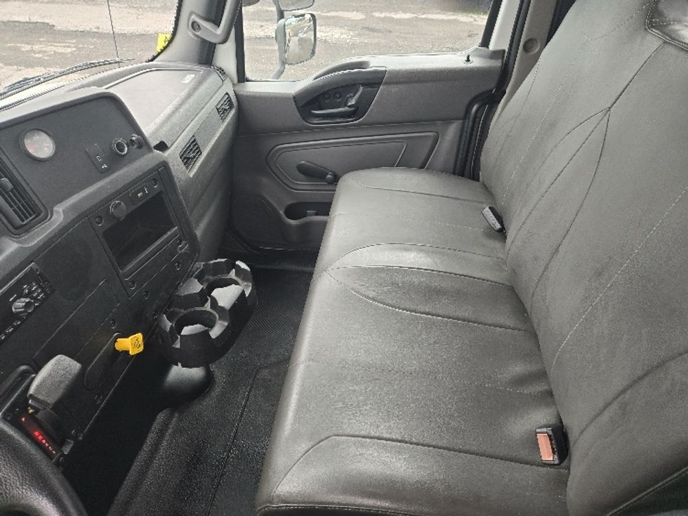 Flatbed Truck-Light and Medium Duty Trucks-International-2021-MV607-White Deer-PA-158,156\n\t\tmiles-$ 57,500 - Image 15