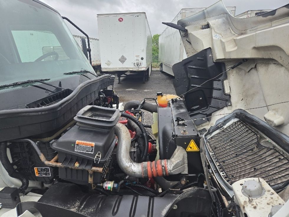 Flatbed Truck-Light and Medium Duty Trucks-International-2021-MV607-White Deer-PA-158,156\n\t\tmiles-$ 57,500 - Image 19