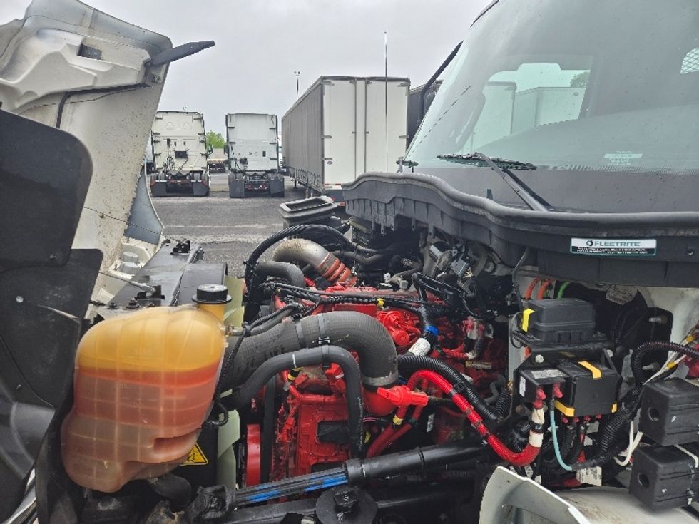 Flatbed Truck-Light and Medium Duty Trucks-International-2021-MV607-White Deer-PA-158,156\n\t\tmiles-$ 57,500 - Image 20