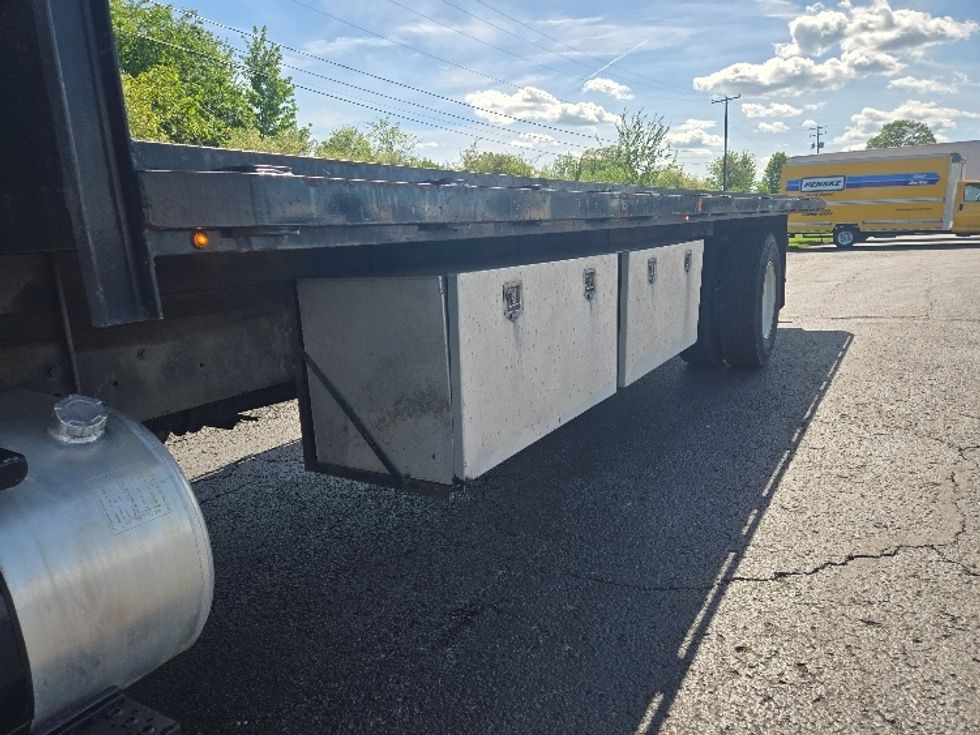 Flatbed Truck-Light and Medium Duty Trucks-International-2021-MV607-White Deer-PA-158,156\n\t\tmiles-$ 57,500 - Image 5
