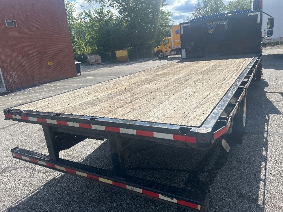 Flatbed Truck-Light and Medium Duty Trucks-International-2021-MV607LP-Middlefield-OH-12,634\n\t\tmiles-$ 61,500 - Image 11