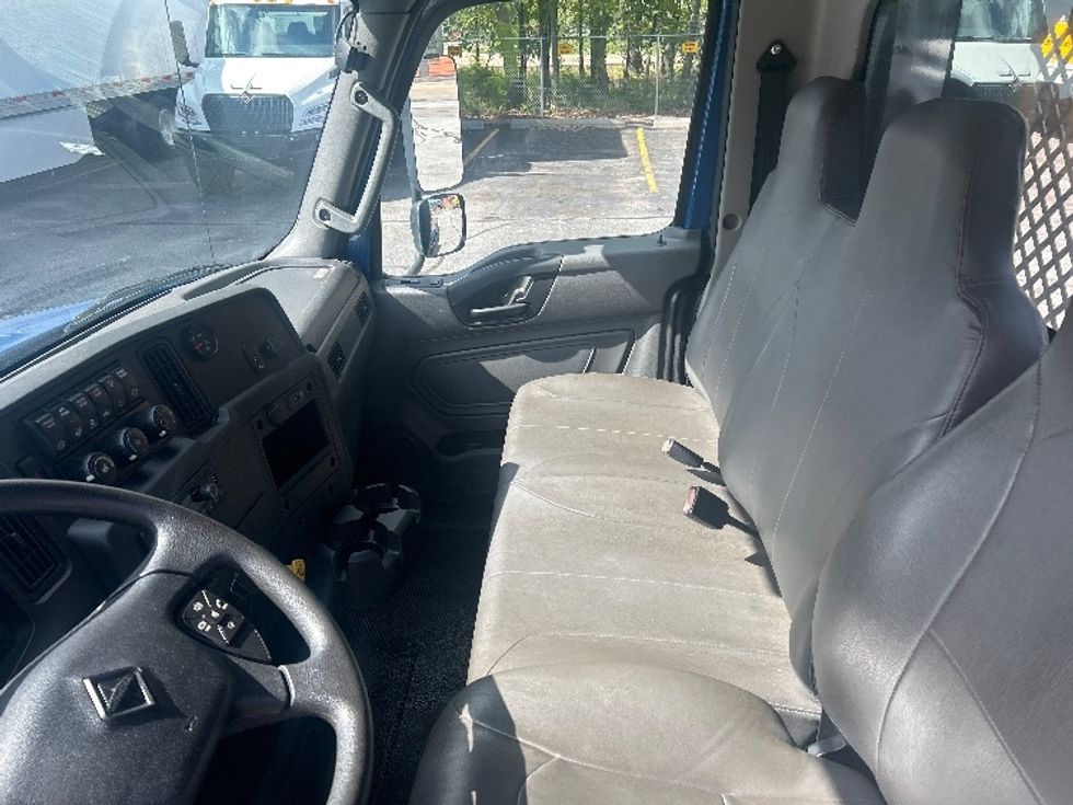 Flatbed Truck-Light and Medium Duty Trucks-International-2021-MV607LP-Middlefield-OH-12,634\n\t\tmiles-$ 61,500 - Image 19