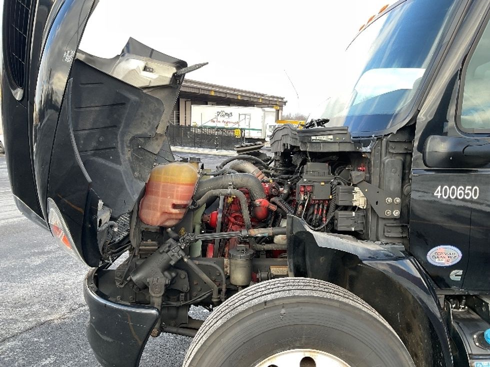 Flatbed Truck-Light and Medium Duty Trucks-International-2022-MV607-Akron-OH-182,695\n\t\tmiles-$ 51,250 - Image 13