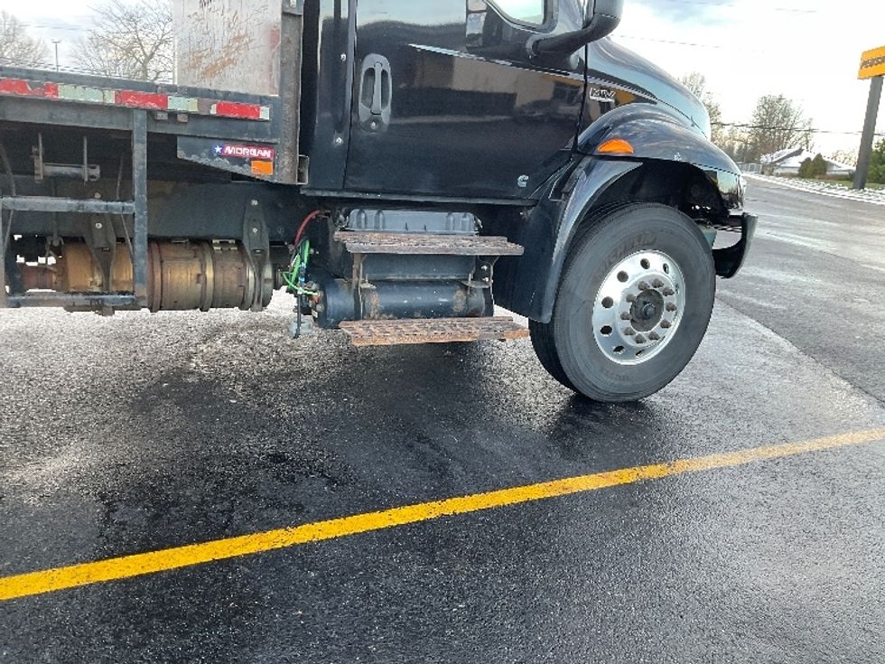 Flatbed Truck-Light and Medium Duty Trucks-International-2022-MV607-Akron-OH-323,056\n\t\tmiles-$ 27,000 - Image 14