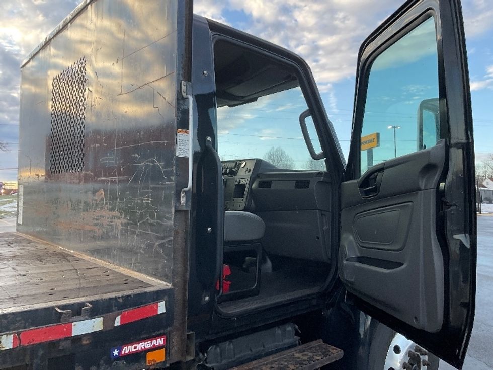 Flatbed Truck-Light and Medium Duty Trucks-International-2022-MV607-Akron-OH-323,056\n\t\tmiles-$ 27,000 - Image 20