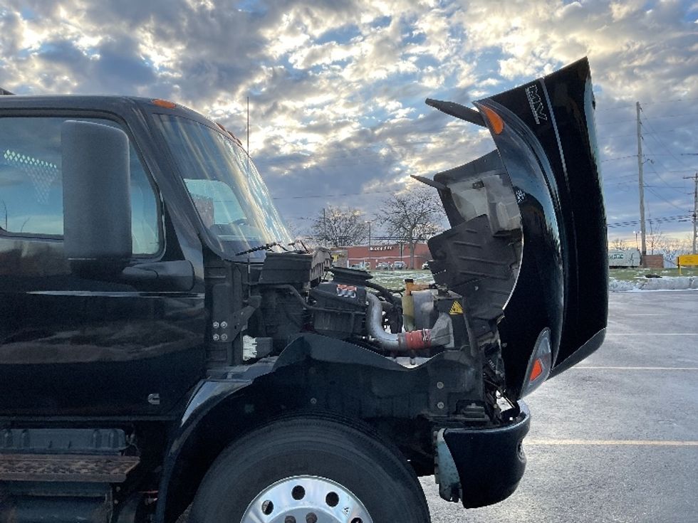 Flatbed Truck-Light and Medium Duty Trucks-International-2022-MV607-Akron-OH-323,056\n\t\tmiles-$ 27,000 - Image 23