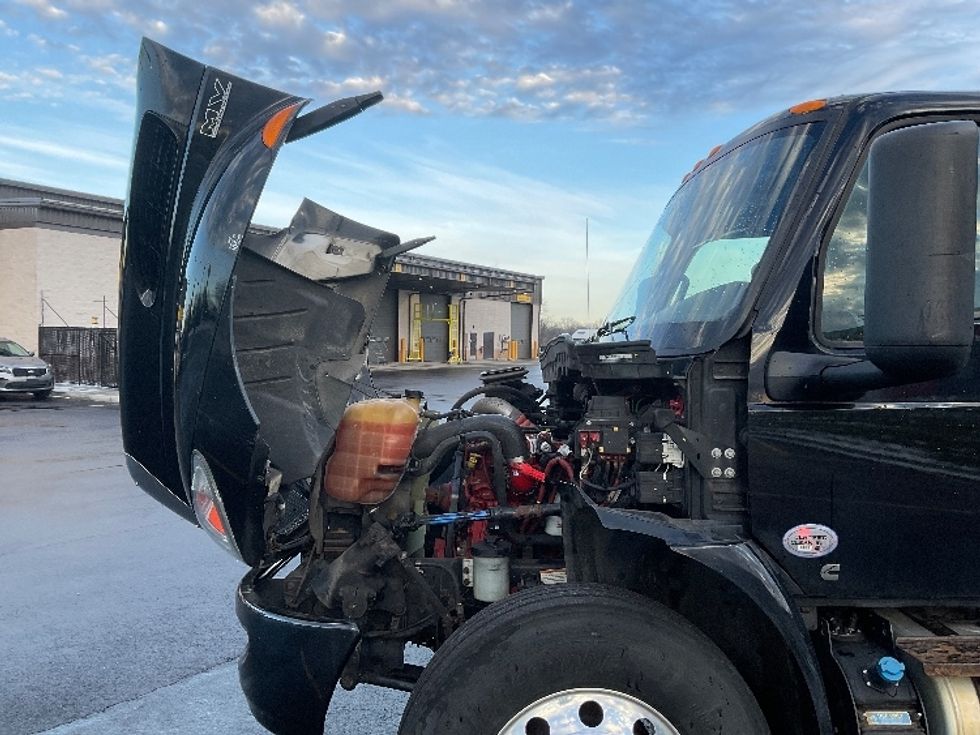 Flatbed Truck-Light and Medium Duty Trucks-International-2022-MV607-Akron-OH-323,056\n\t\tmiles-$ 27,000 - Image 24