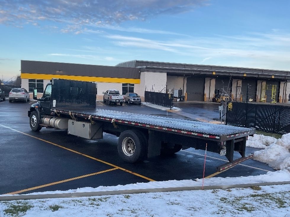 Flatbed Truck-Light and Medium Duty Trucks-International-2022-MV607-Akron-OH-323,056\n\t\tmiles-$ 27,000 - Image 6
