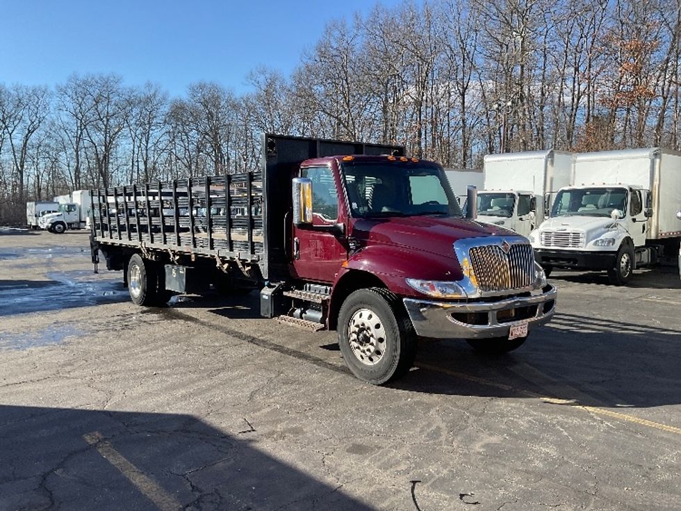 Flatbed Truck-Light and Medium Duty Trucks-International-2022-MV607-Braintree-MA-101,009\n\t\tmiles-$ 69,750 - Image 1