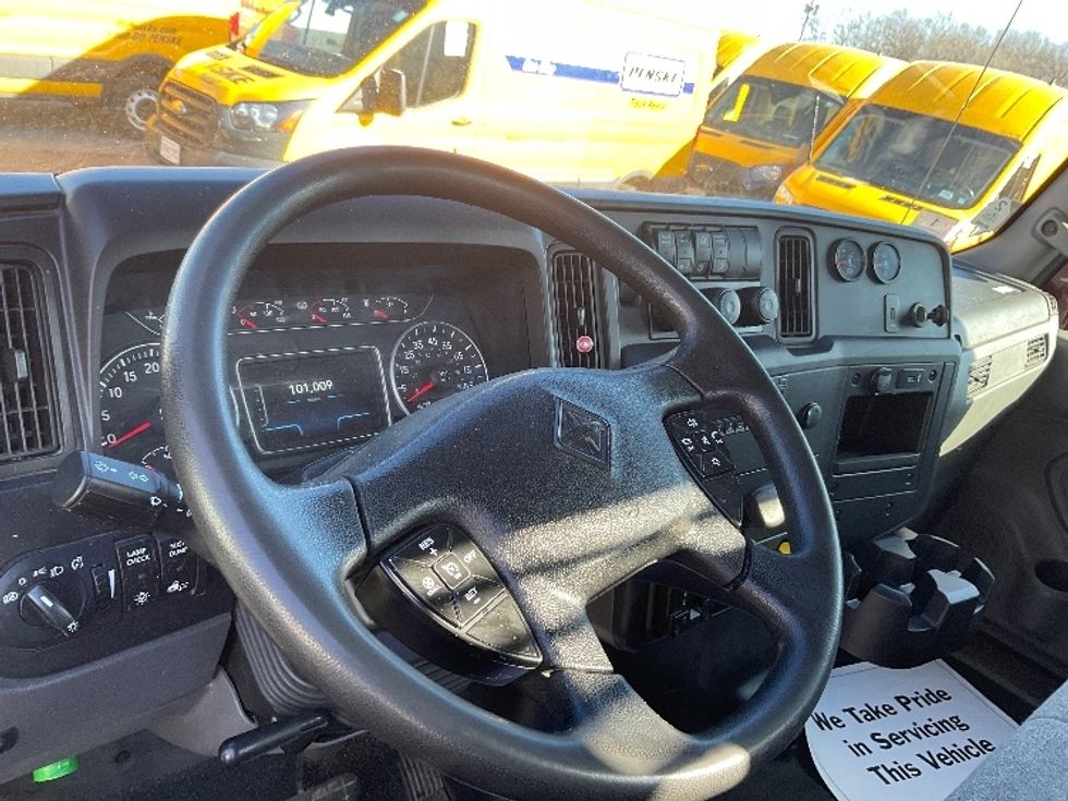 Flatbed Truck-Light and Medium Duty Trucks-International-2022-MV607-Braintree-MA-101,009\n\t\tmiles-$ 69,750 - Image 17