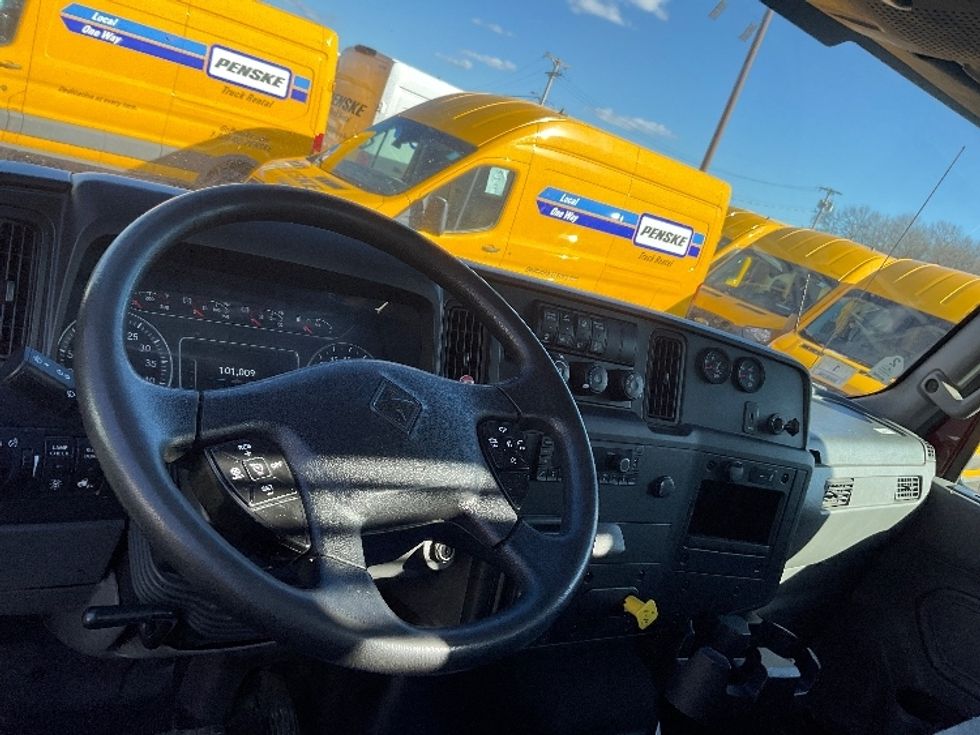 Flatbed Truck-Light and Medium Duty Trucks-International-2022-MV607-Braintree-MA-101,009\n\t\tmiles-$ 69,750 - Image 18