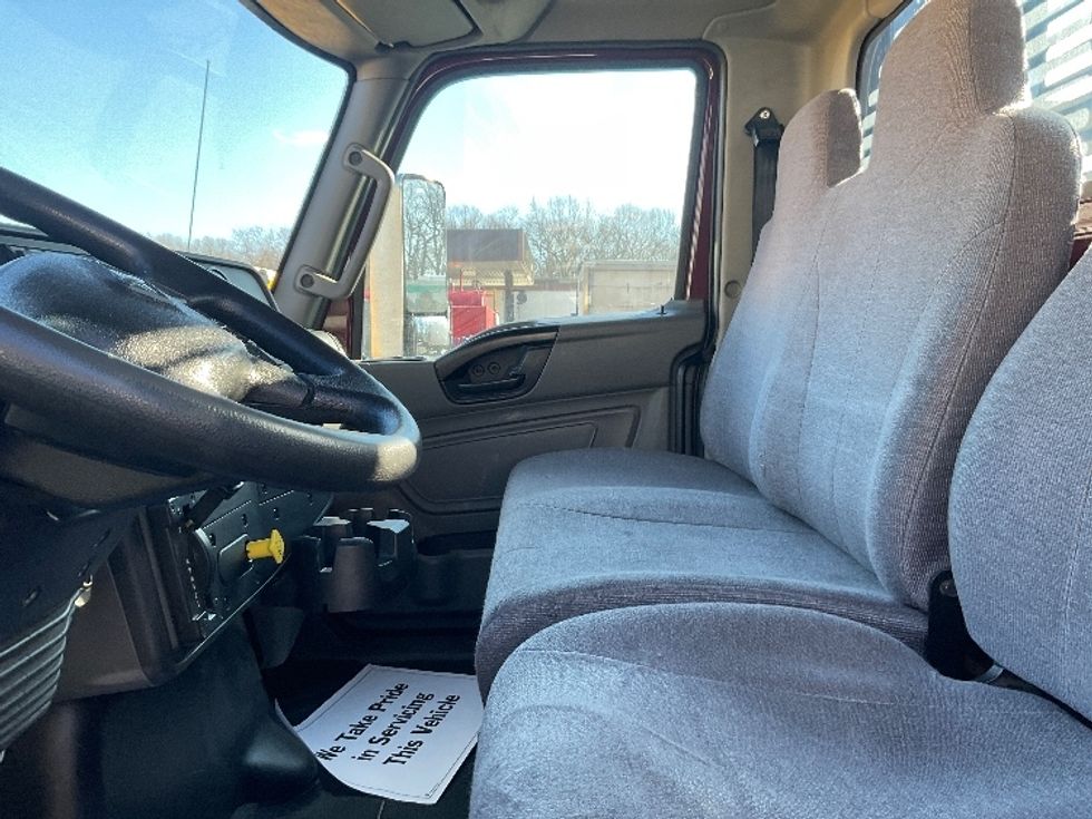 Flatbed Truck-Light and Medium Duty Trucks-International-2022-MV607-Braintree-MA-101,009\n\t\tmiles-$ 69,750 - Image 19