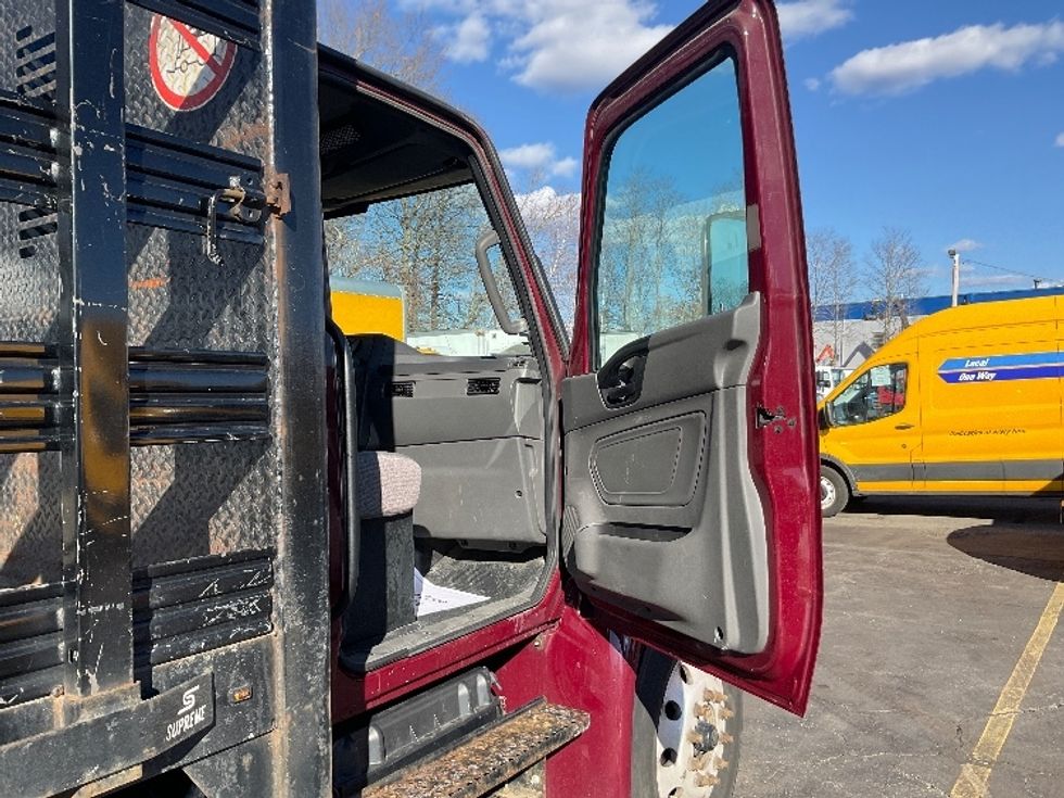 Flatbed Truck-Light and Medium Duty Trucks-International-2022-MV607-Braintree-MA-101,009\n\t\tmiles-$ 69,750 - Image 20