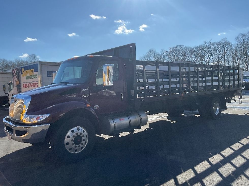 Flatbed Truck-Light and Medium Duty Trucks-International-2022-MV607-Braintree-MA-101,009\n\t\tmiles-$ 69,750 - Image 3