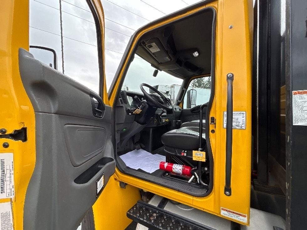 Flatbed Truck-Light and Medium Duty Trucks-International-2022-MV607-Clackamas-OR-88,195\n\t\tmiles-$ 63,750 - Image 16