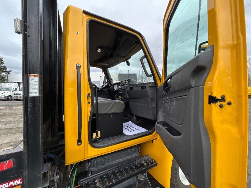 Flatbed Truck-Light and Medium Duty Trucks-International-2022-MV607-Clackamas-OR-88,195\n\t\tmiles-$ 63,750 - Image 20