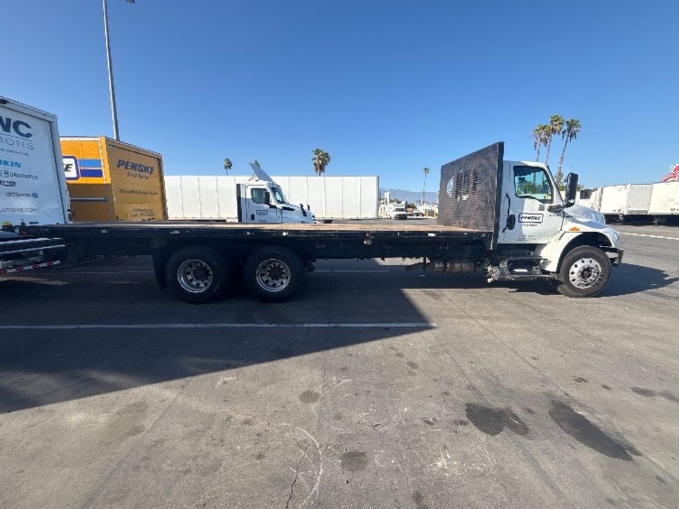 Flatbed Truck-Light and Medium Duty Trucks-International-2022-MV607-Fontana-CA-93,523\n\t\tmiles-$ 84,250 - Image 15