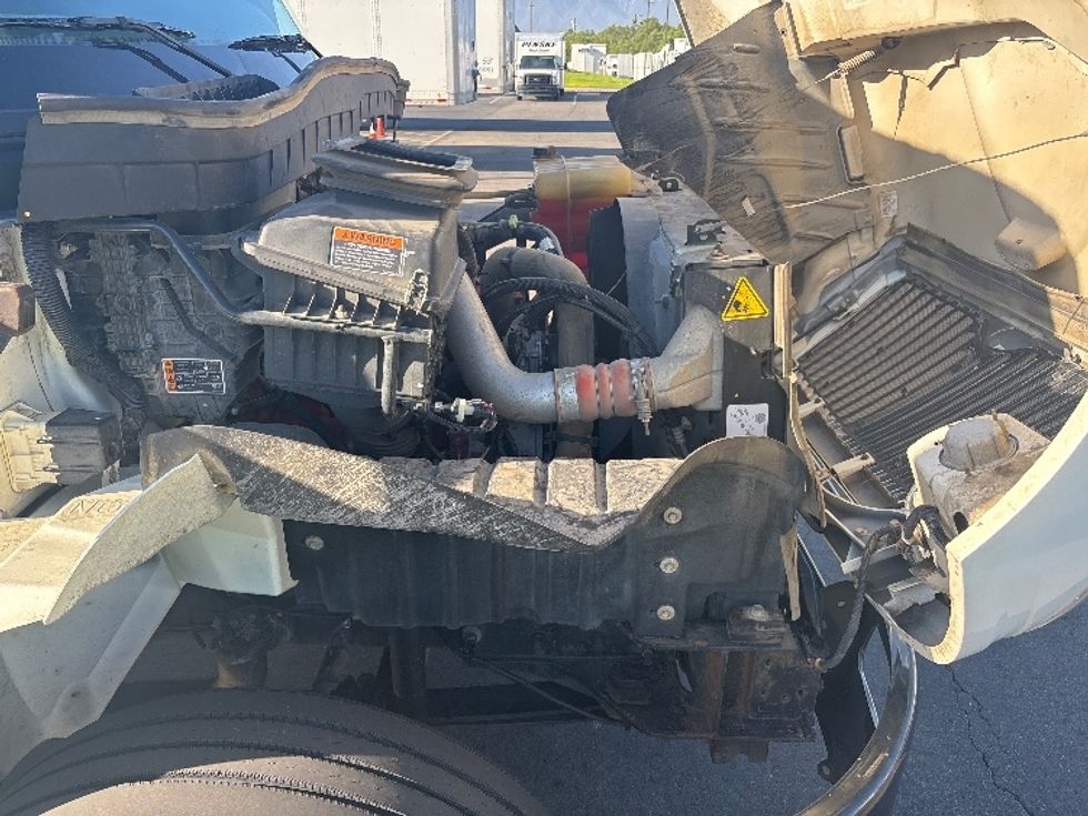 Flatbed Truck-Light and Medium Duty Trucks-International-2022-MV607-Fontana-CA-93,523\n\t\tmiles-$ 84,250 - Image 23