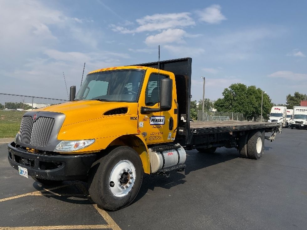 Flatbed Truck-Light and Medium Duty Trucks-International-2022-MV607-Greeley-CO-60,792\n\t\tmiles-$ 74,750 - Image 3