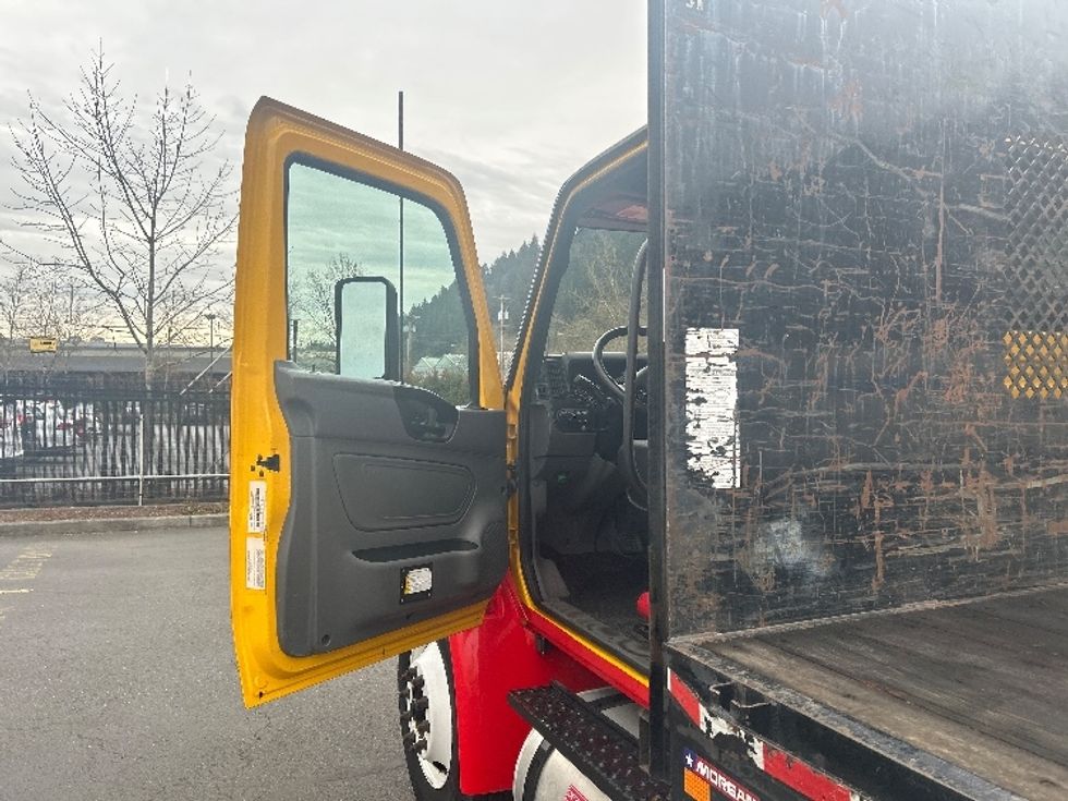 Flatbed Truck-Light and Medium Duty Trucks-International-2022-MV607-Portland-OR-56,359\n\t\tmiles-$ 70,750 - Image 13