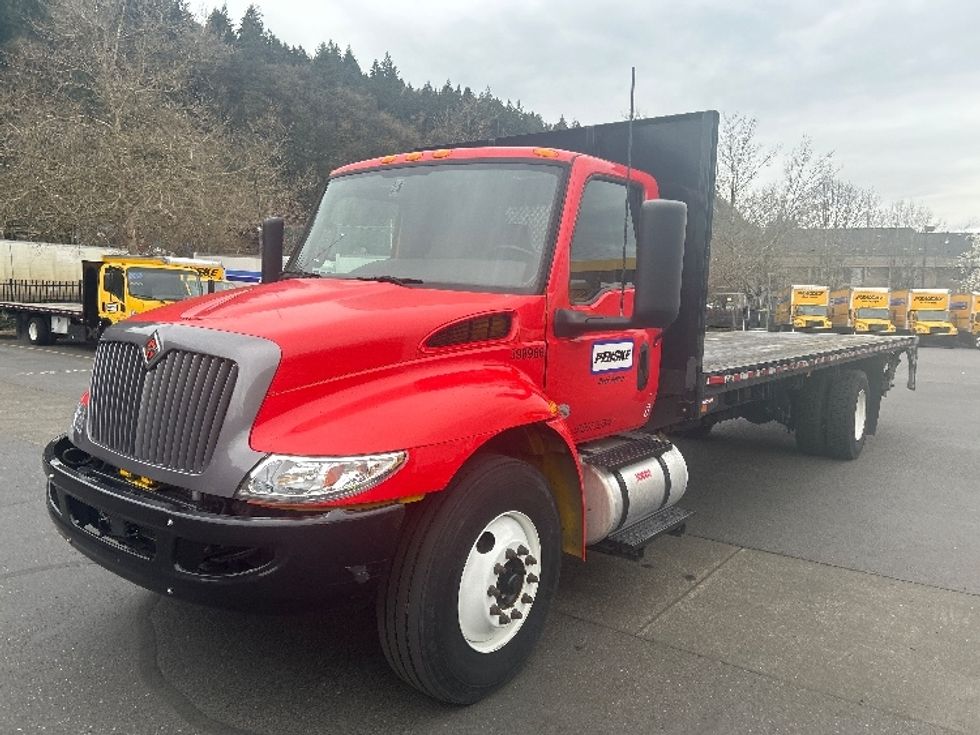 Flatbed Truck-Light and Medium Duty Trucks-International-2022-MV607-Portland-OR-56,359\n\t\tmiles-$ 70,750 - Image 3