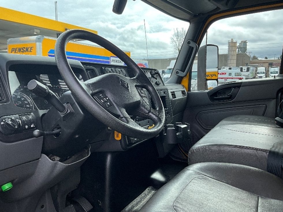 Flatbed Truck-Light and Medium Duty Trucks-International-2022-MV607-Portland-OR-63,742\n\t\tmiles-$ 66,250 - Image 17