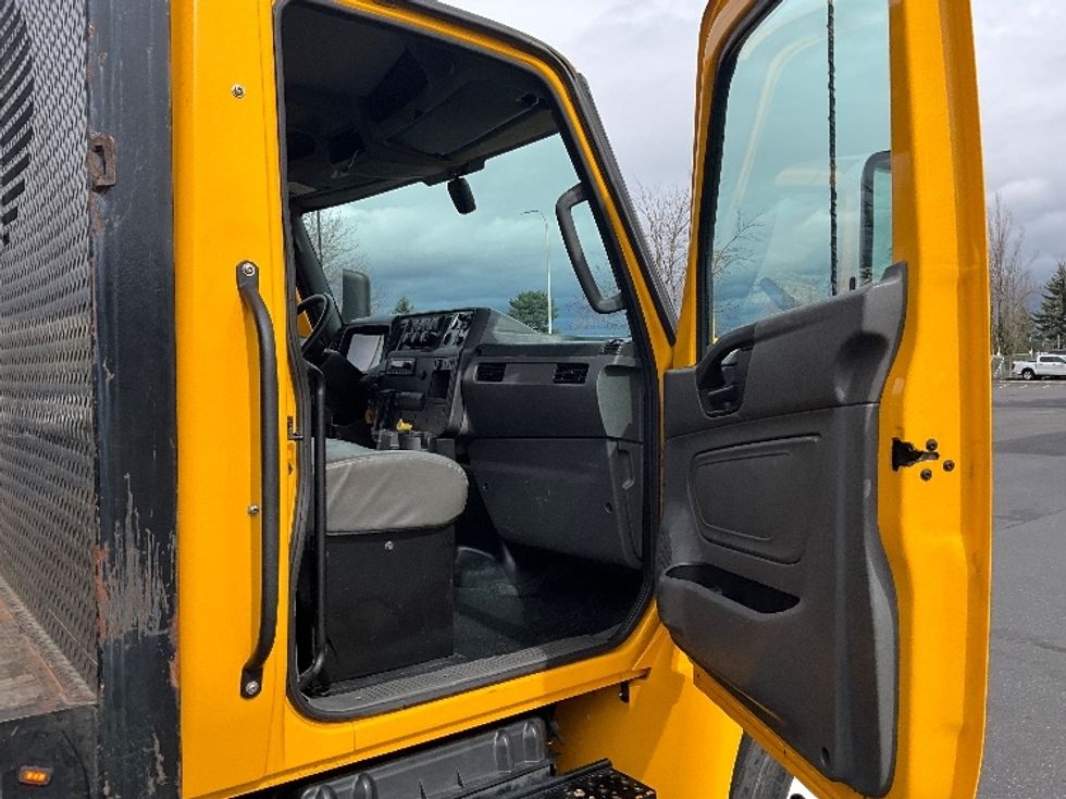 Flatbed Truck-Light and Medium Duty Trucks-International-2022-MV607-Portland-OR-63,742\n\t\tmiles-$ 66,250 - Image 20