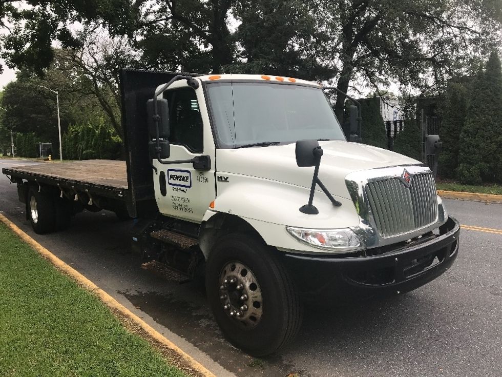Flatbed Truck-Light and Medium Duty Trucks-International-2022-MV607-Reading-PA-86,523\n\t\tmiles-$ 65,000 - Image 1