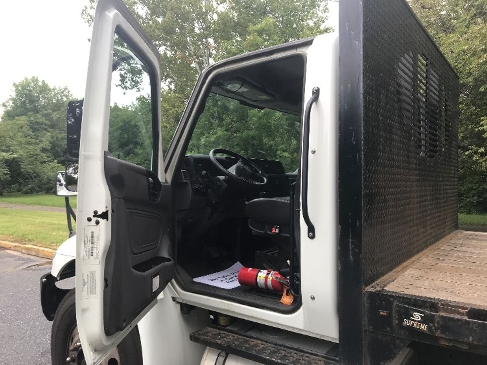 Flatbed Truck-Light and Medium Duty Trucks-International-2022-MV607-Reading-PA-86,523\n\t\tmiles-$ 65,000 - Image 14
