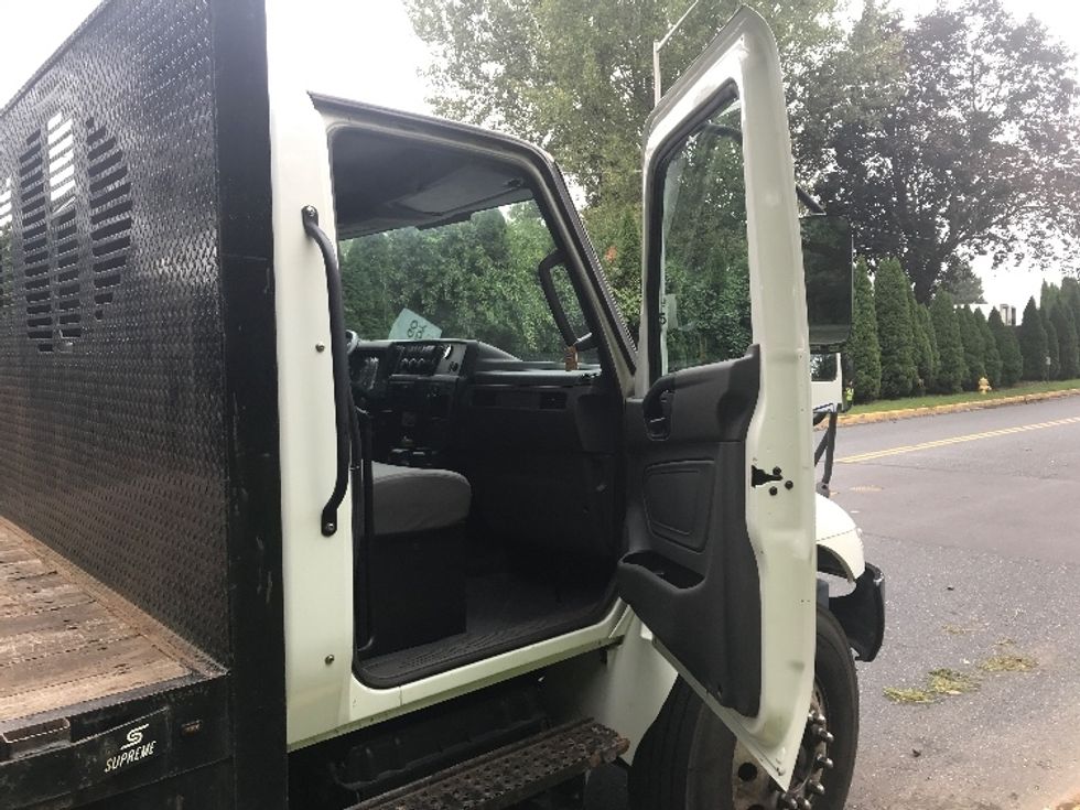 Flatbed Truck-Light and Medium Duty Trucks-International-2022-MV607-Reading-PA-86,523\n\t\tmiles-$ 65,000 - Image 16